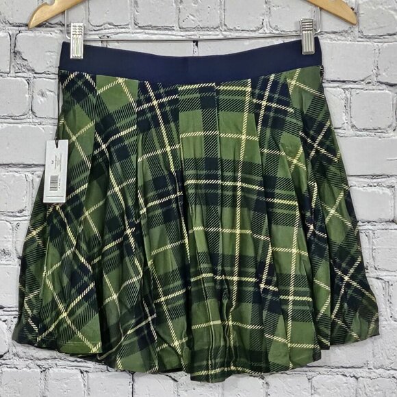 2/$50 WeWoreWhat Plaid Court Green Tennis Skort Size M | Sporty & Chic - Picture 4 of 8